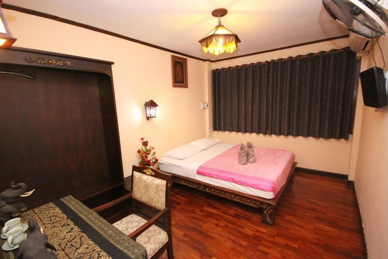 S.K. House 1 Hotel Chiang Mai Room photo