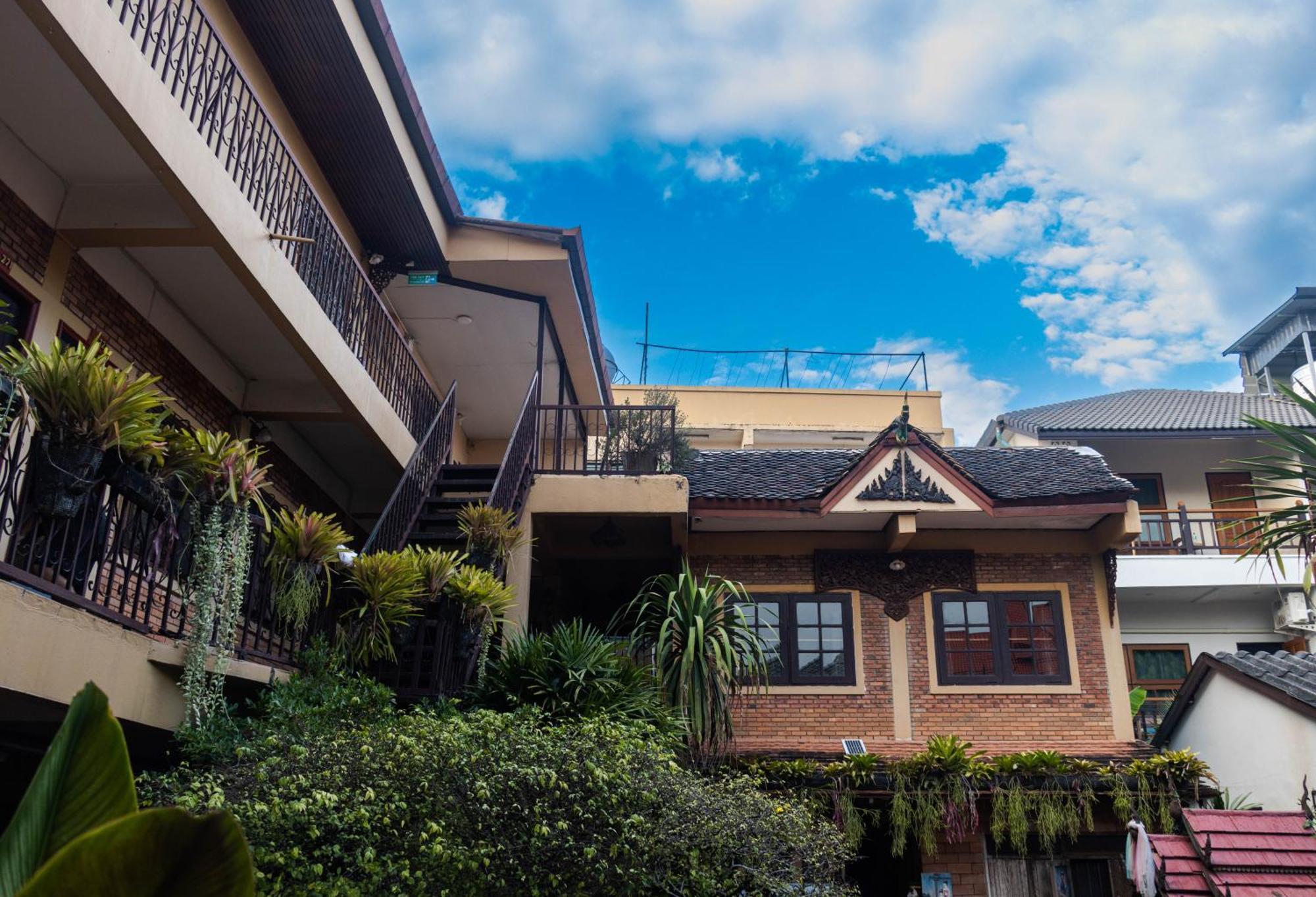 S.K. House 1 Hotel Chiang Mai Exterior photo