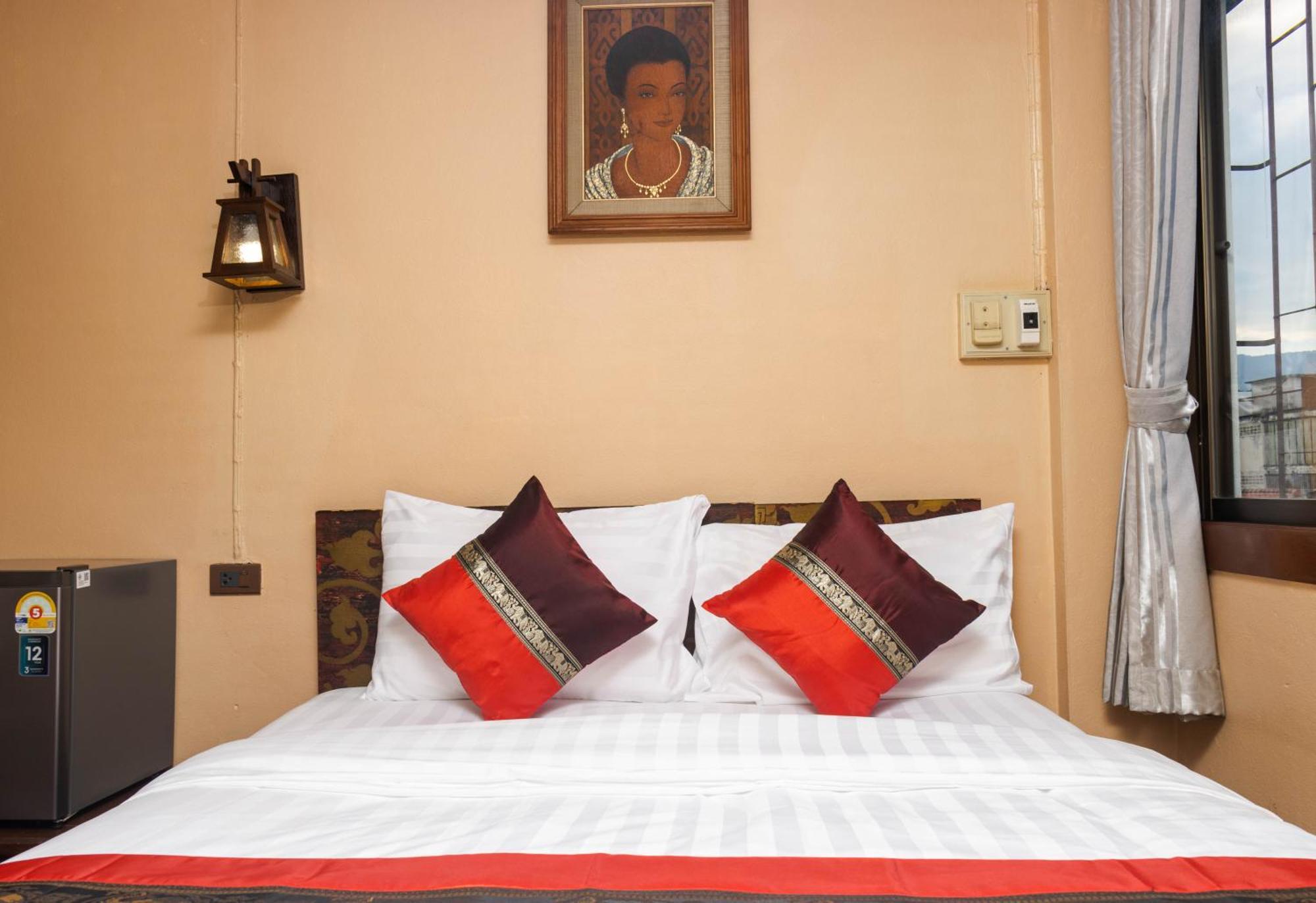 S.K. House 1 Hotel Chiang Mai Exterior photo
